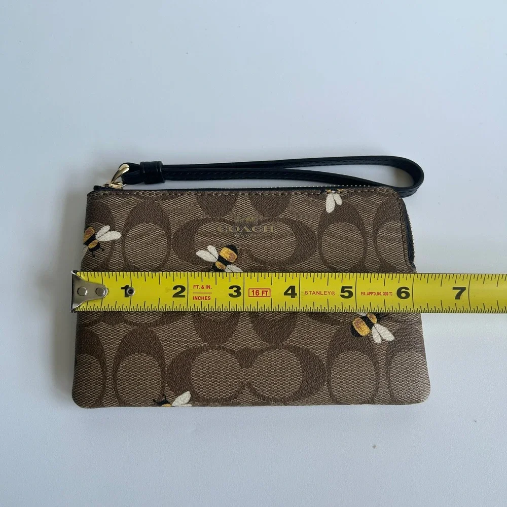 Coach Corner Zip Wristlet Khaki Multi Canvas Bee Print C8674